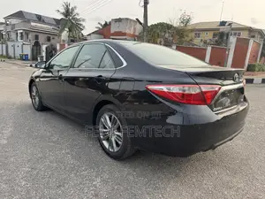 Toyota Camry SE 4dr Sedan (2.5L 4cyl 6A) 2015 Black