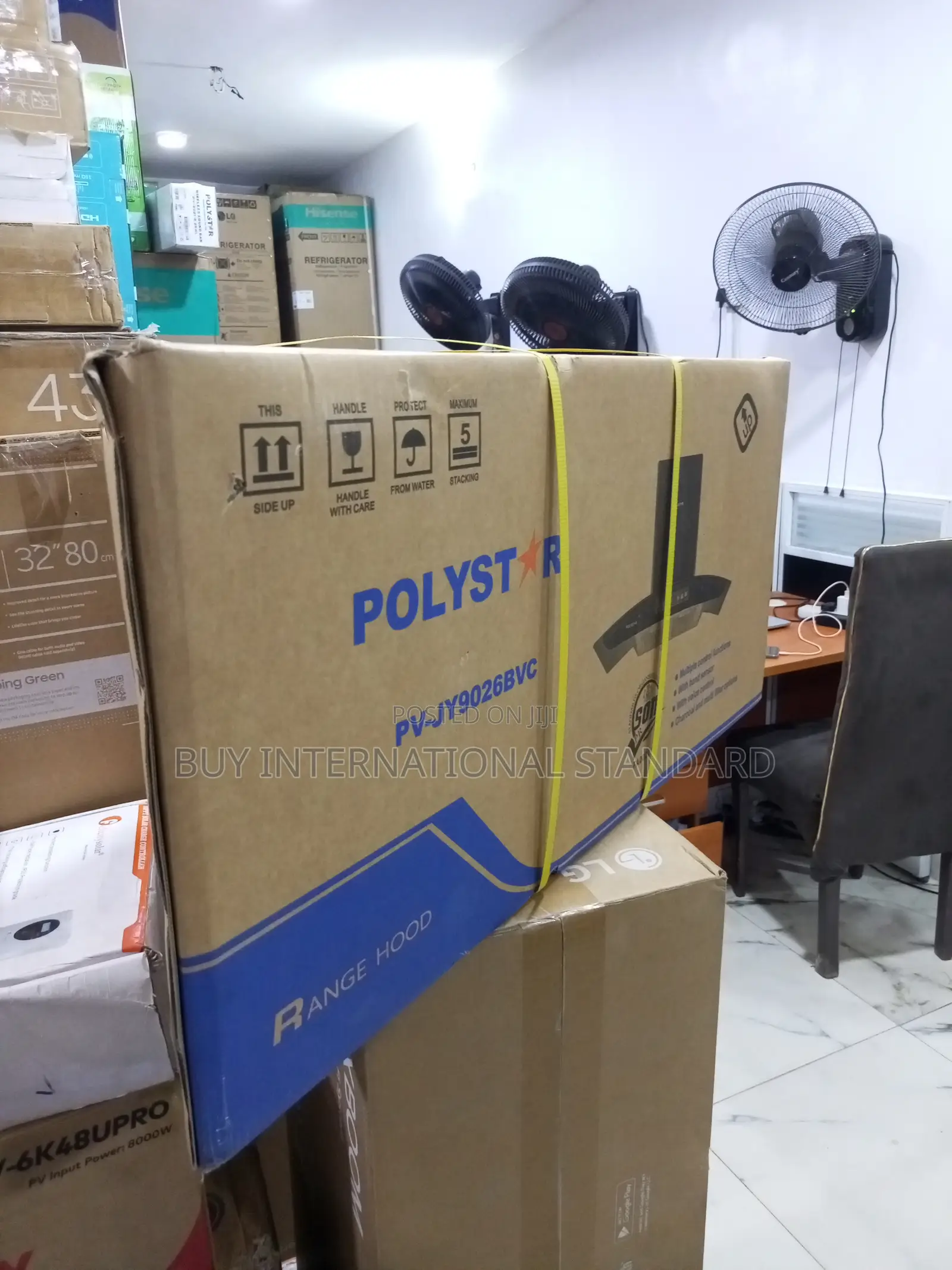 Polystar Wall Mounted Range Hood 90cm