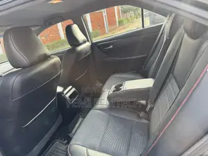 Toyota Camry SE 4dr Sedan (2.5L 4cyl 6A) 2015 Black
