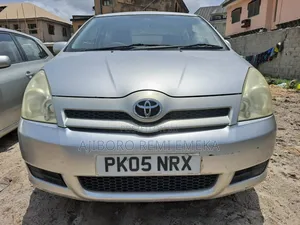 Toyota Corolla Verso 1.8 2005 Silver