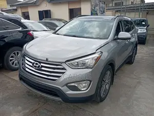 Hyundai Santa Fe 2013 Gray