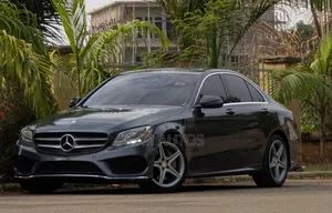 Mercedes-Benz C300 2016 Gray