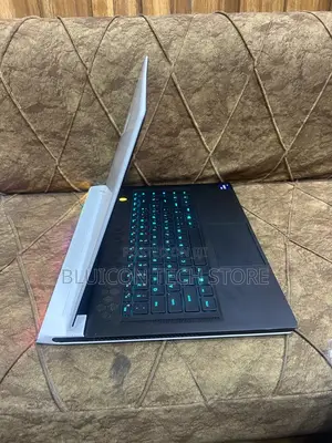Laptop Alienware X15 r2 32GB Intel Core i9 SSD 2T