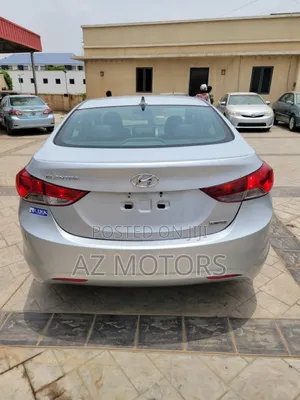 Hyundai Elantra Limited 2012 Silver