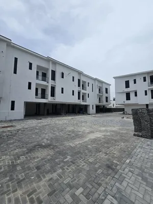 4bdrm Maisonette in Ikate for sale
