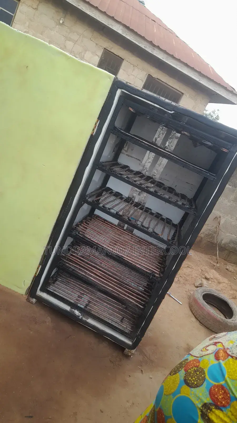 Refrigerators Technician