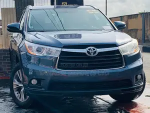 Toyota Highlander XLE 4dr SUV (3.5L 6cyl 6A) 2014 Blue