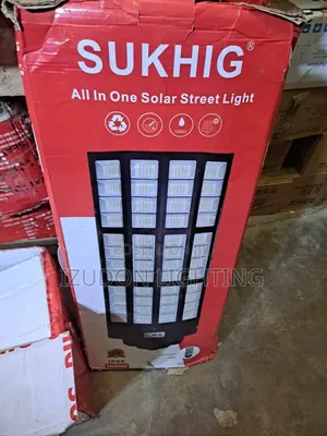 High Quality 5000 Watts Sukhig Solar Street Light