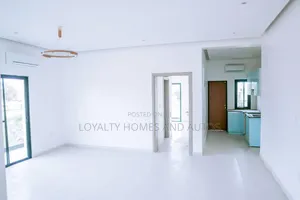 3bdrm House in Adeniyi Jones for sale