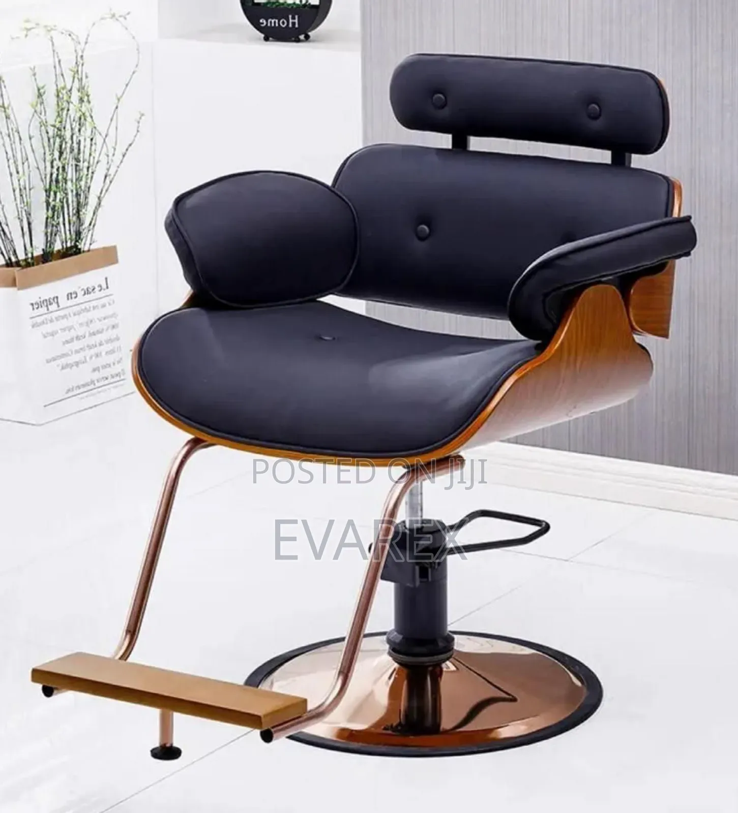 Executive Salon Chair