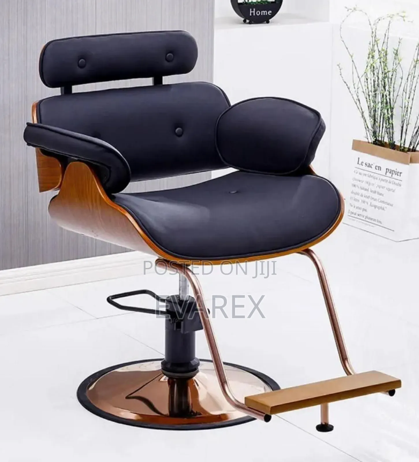Executive Salon Chair