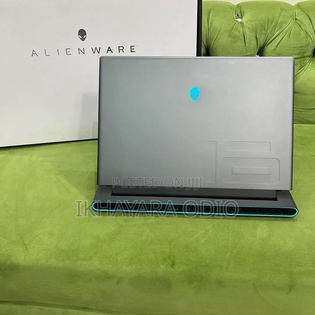 Laptop Alienware M16 R1 32GB Intel Core i9 SSD 1T