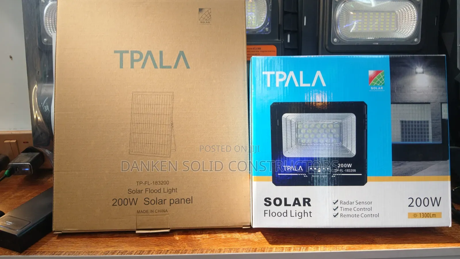 200 Watts Flood Light