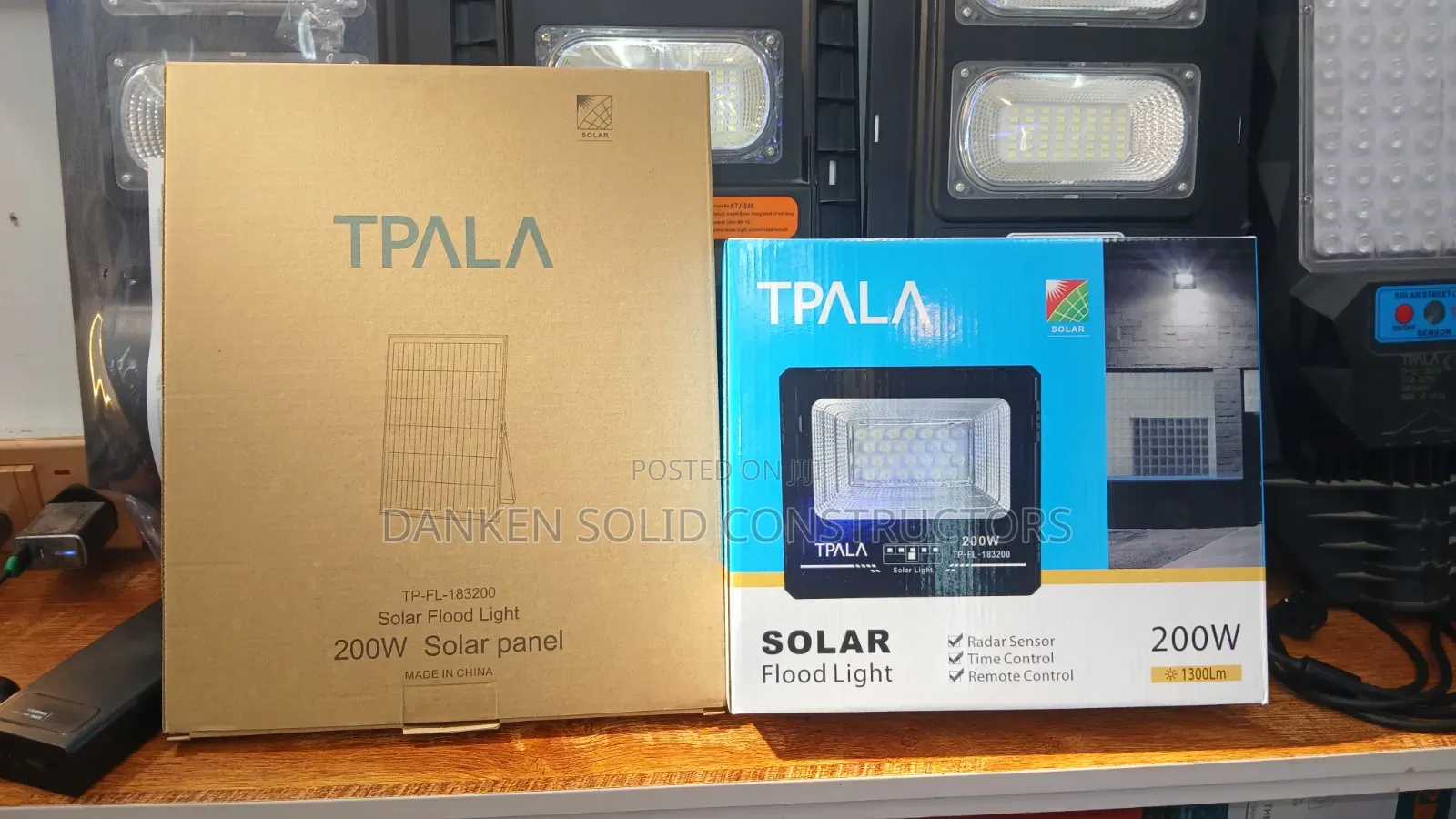 200 Watts Flood Light