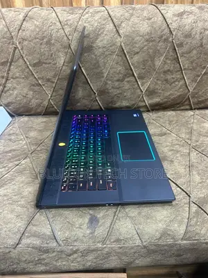 Laptop Alienware M16 R2 32GB Intel Core Ultra 9 SSD 1T