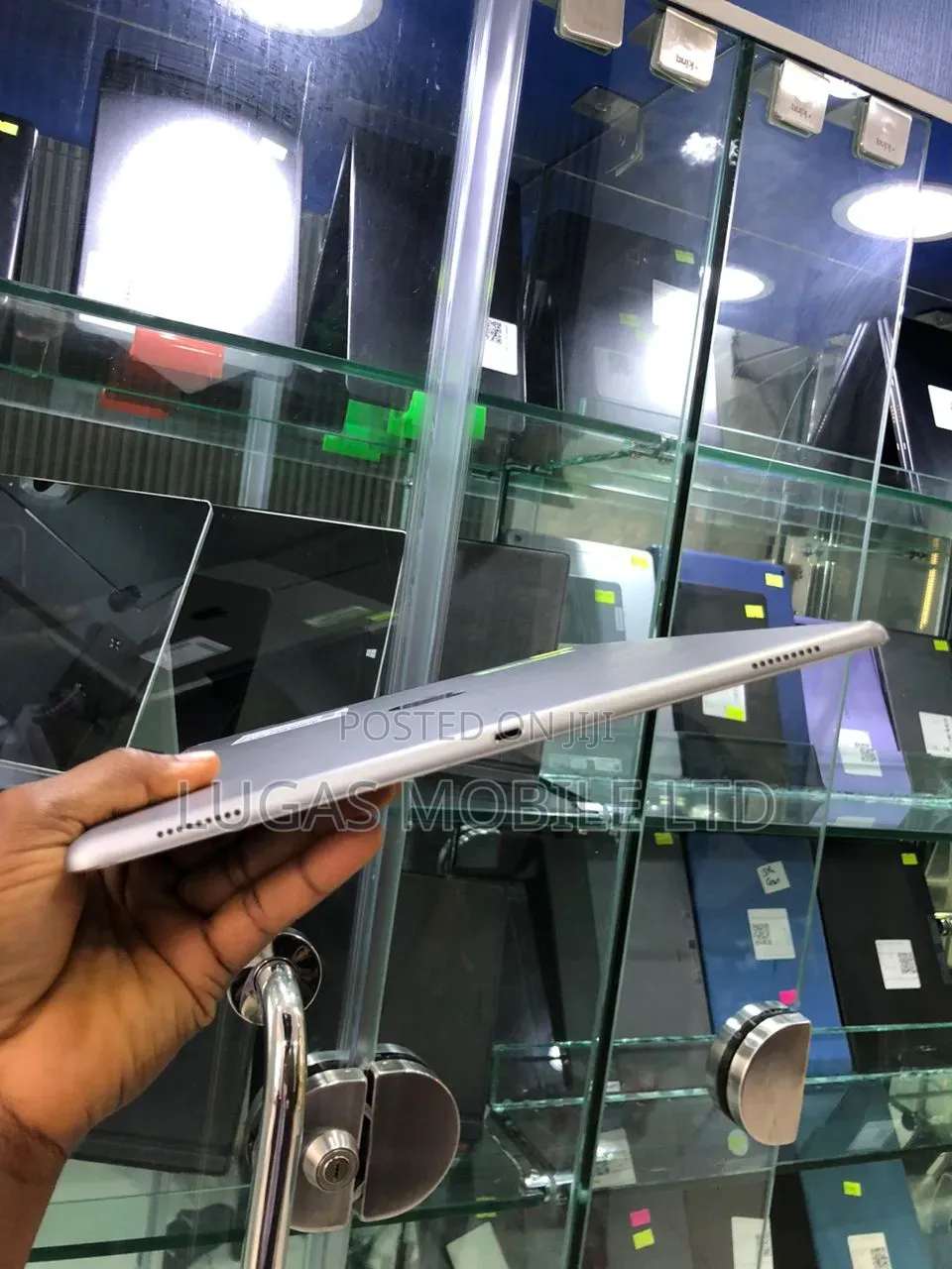 Apple iPad Pro 12.9  (2015) 128 GB Silver