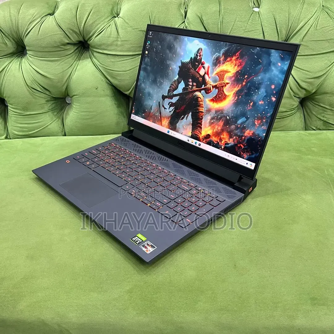Laptop Dell G15 5535 16GB Intel Core i7 SSD 1T