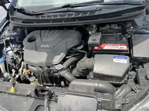 Hyundai Avante 2012 Blue