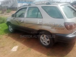Lexus RX 2002 Gold