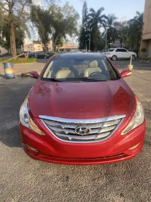 Hyundai Sonata Limited 2.0T Sedan (2.0L 4cyl 6A) 2012 Burgundy