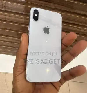 Apple iPhone X 64 GB White