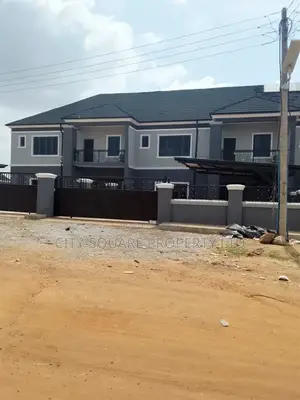 4bdrm Duplex in Seman Estate, Sabon Lugbe for rent