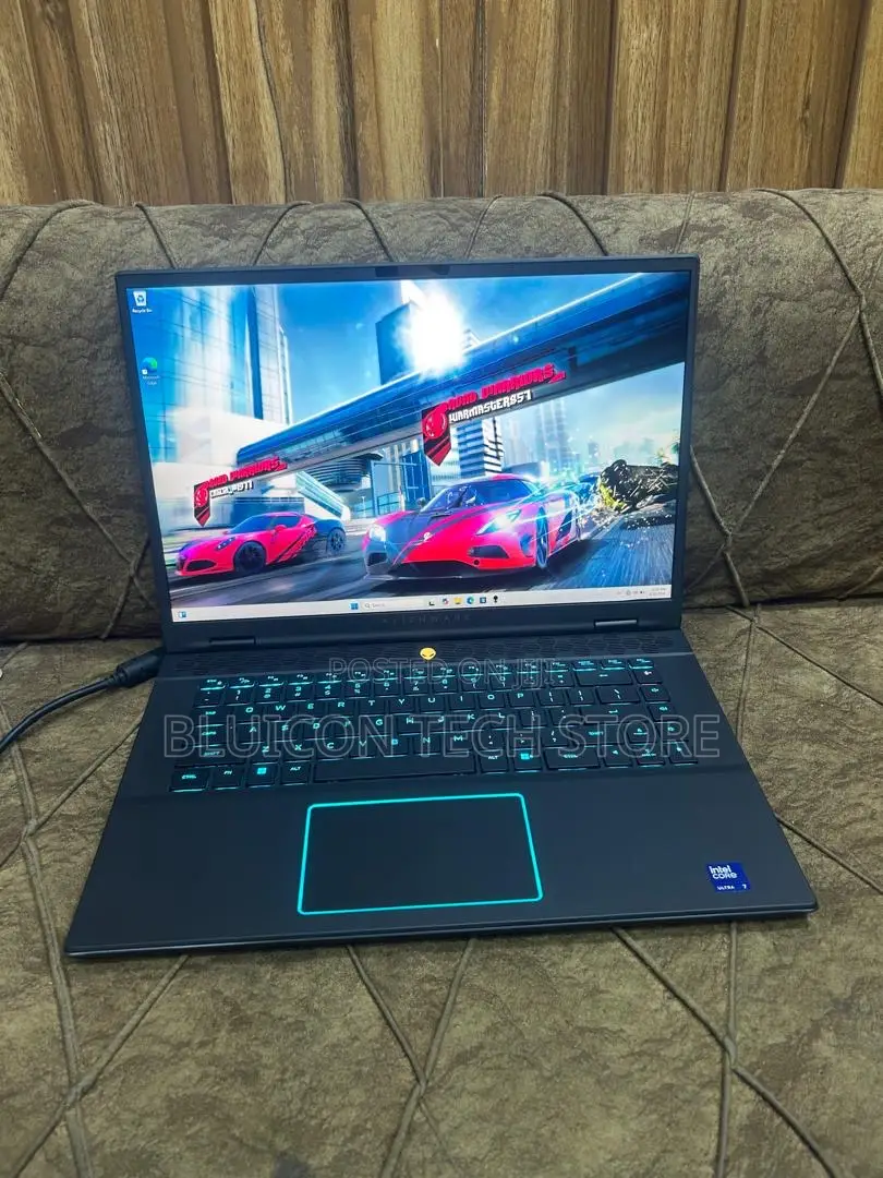 Laptop Alienware M16 R2 16GB Intel Core Ultra 7 SSD 1T