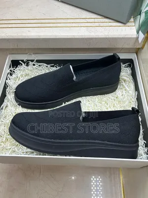 Easy Wear Sneakers