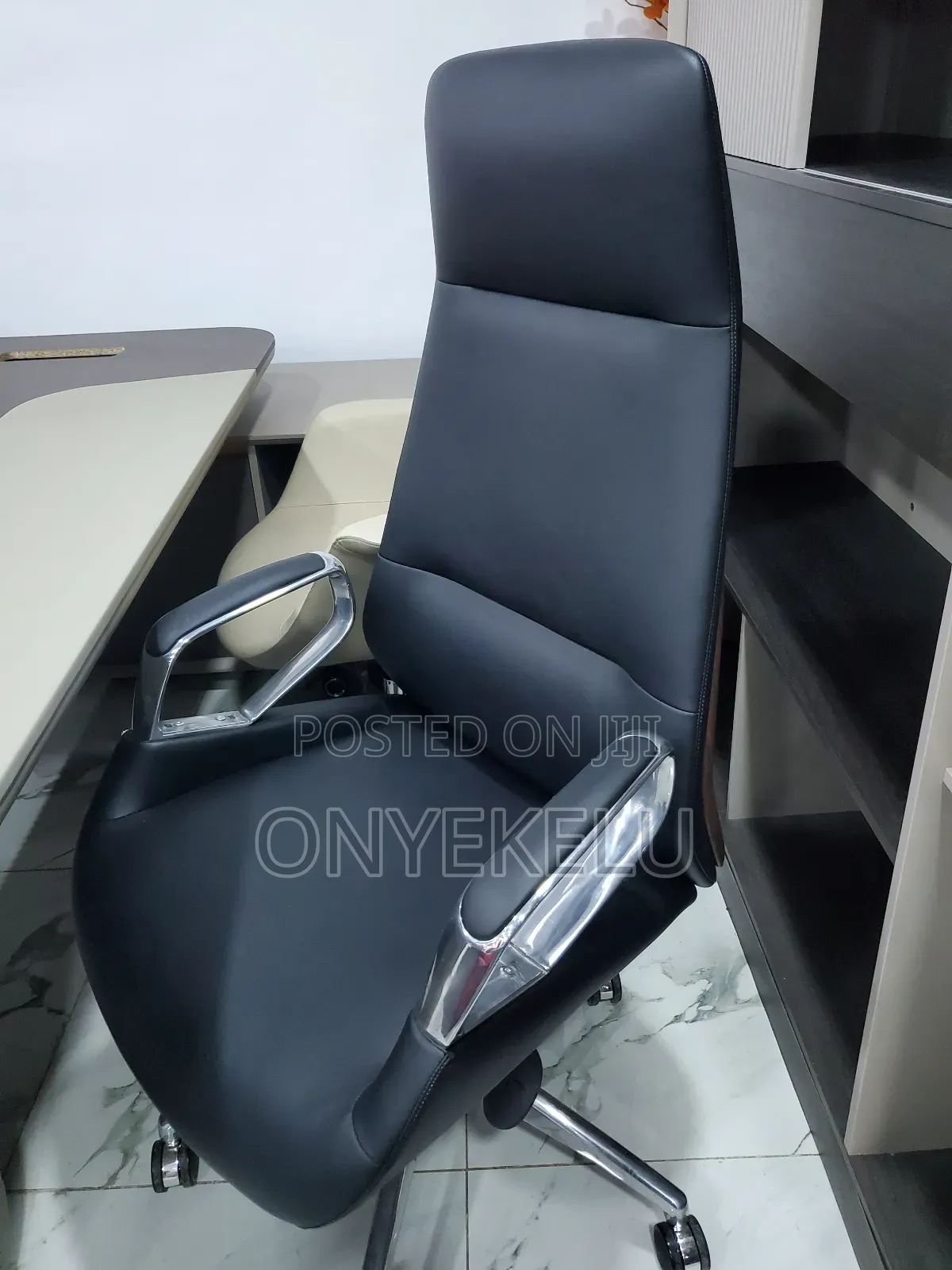 Executive Swivel Chair