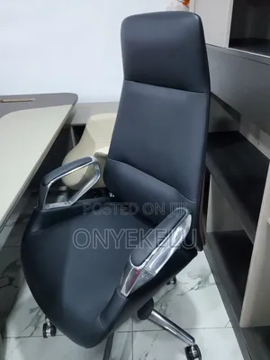 Executive Swivel Chair