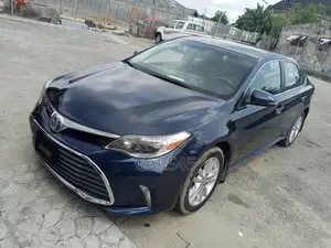 Toyota Avalon XLE 4dr Sedan (3.5L 6cyl 6A) 2015 Blue