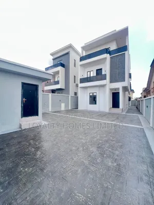 5bdrm House in GRA Phase 2 Shangisha for sale