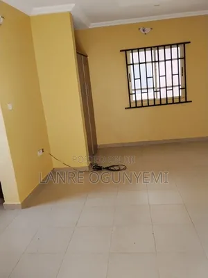 1bdrm Block of Flats in Eric More Junction,, Iseri for rent
