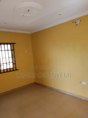 1bdrm Block of Flats in Eric More Junction,, Iseri for rent