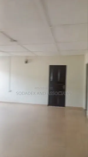 3bdrm Block of Flats in Oworonshoki / Gbagada for rent