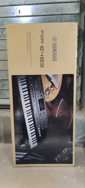 Yamaha PSR-E483