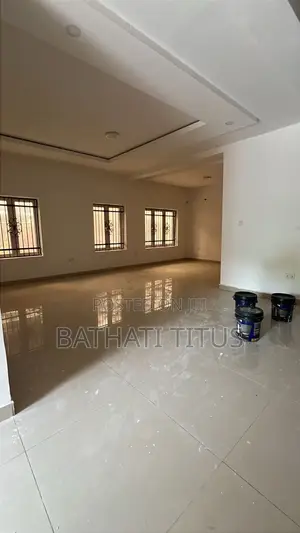 4bdrm Duplex in Life Camp for rent