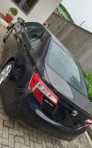 Toyota Camry SE 4dr Sedan (2.5L 4cyl 6A) 2014 Black