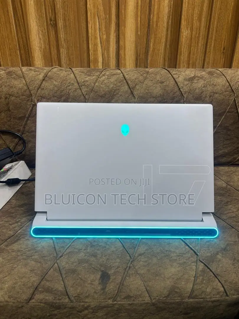 Laptop Alienware X17 R2 32GB Intel Core i9 SSD 2T