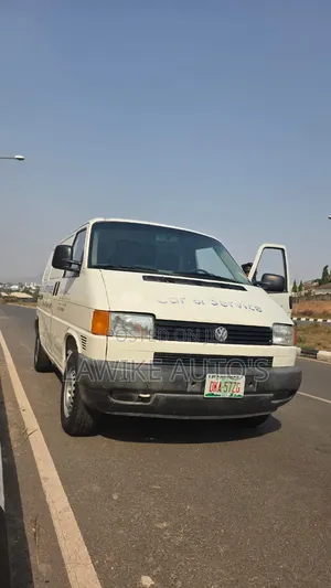 Volkswagen Transporter 2000 White
