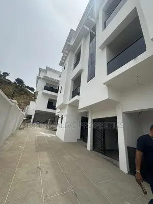 2bdrm Apartment in An Estate, Dawaki for rent