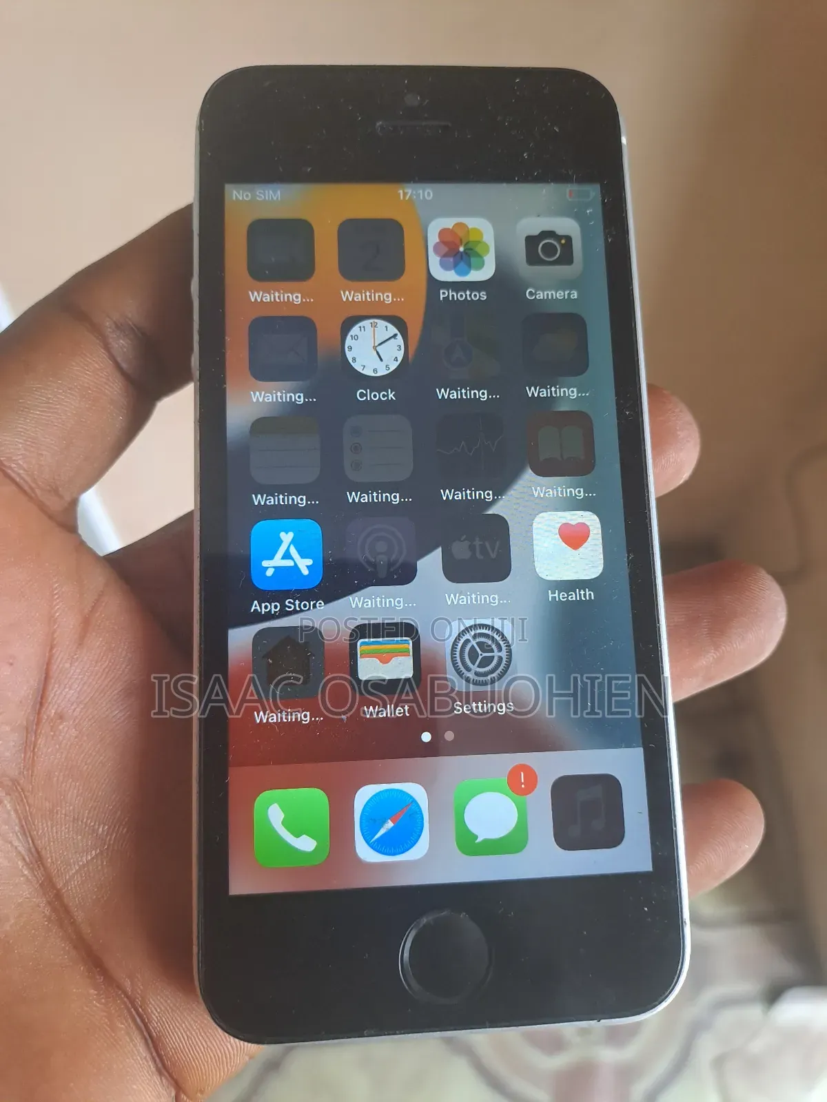 Apple iPhone SE 32 GB Black