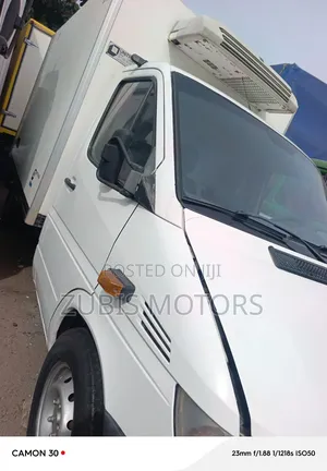 Mercedes-Benz Sprinter 2002 White