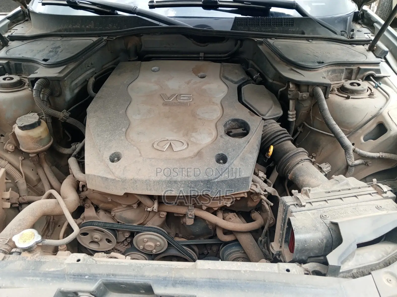 Infiniti FX35 Base 4x2 (3.5L 6cyl 5A) 2005 Gray