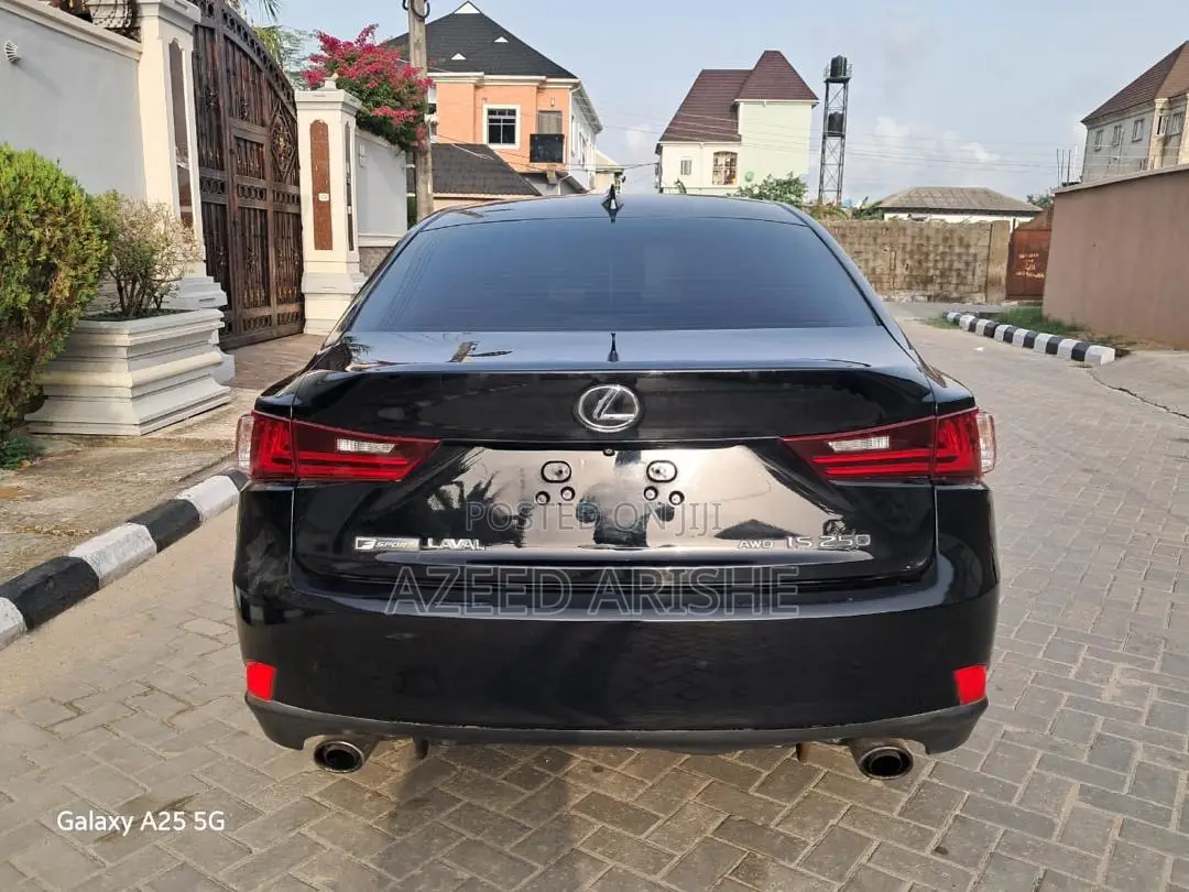 Lexus IS 250 4WD 2015 Black
