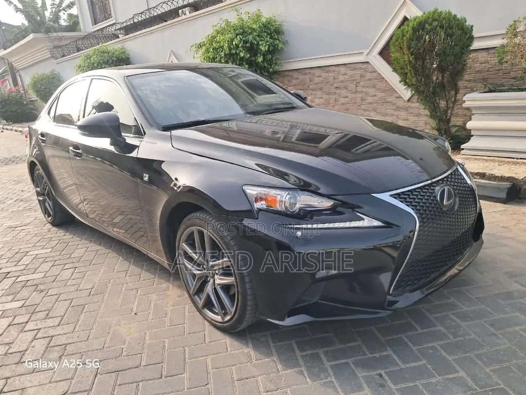 Lexus IS 250 4WD 2015 Black