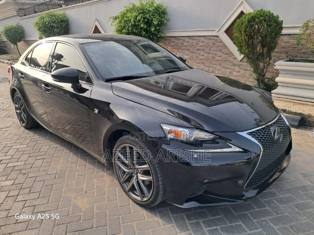 Lexus IS 250 4WD 2015 Black