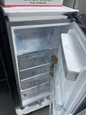 Brand New Aeon Barossa 170 Litres With Water Dispenser