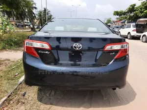 Toyota Camry LE 4dr Sedan (2.5L 4cyl 6A) 2013 Black