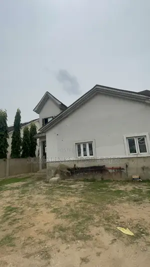 5bdrm Duplex in Kyc Estate, Sabon Lugbe for rent